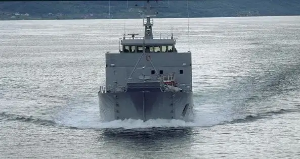 Landing Craft, Tank ရောင်းချရန်အတွက်