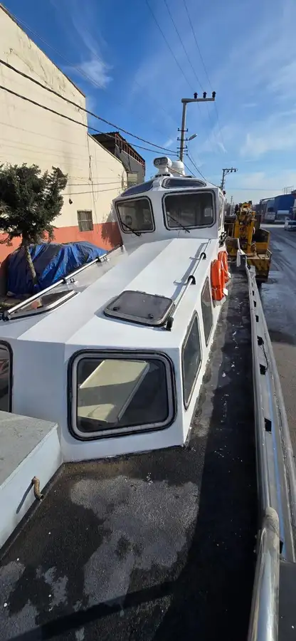 လေယာဉ်မောင်းလှေ ရောင်းရန်