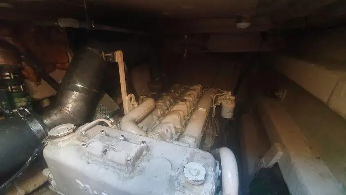 မော်တော်ရေယာဉ် ရောင်းရန်