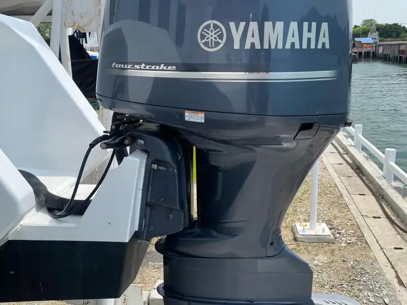 မော်တော်ရေယာဉ် ရောင်းရန်