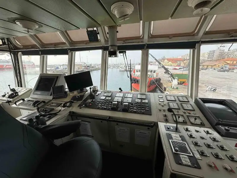 စက်လှေ ရောင်းရန်