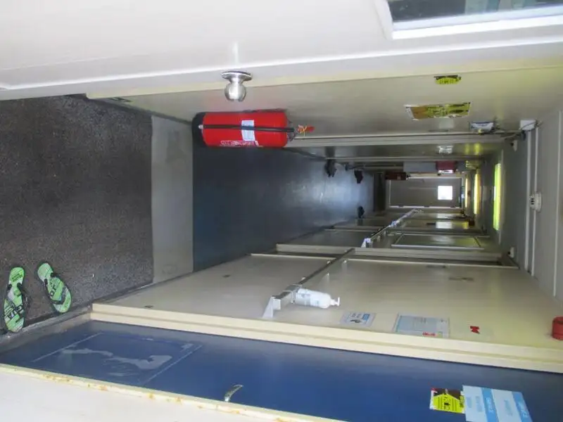 သင်္ဘော ရောင်းရန်