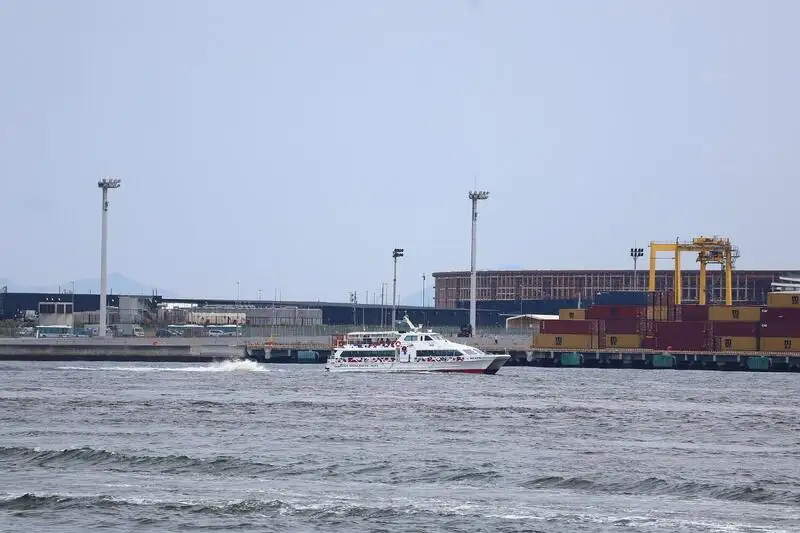 မော်တော်ရေယာဉ် ရောင်းရန်