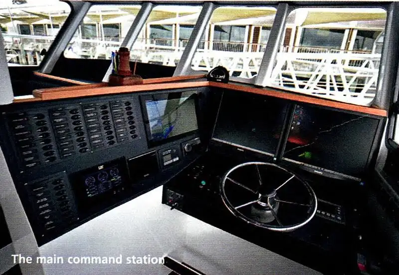 ကူးတို့သင်္ဘော ရောင်းရန်