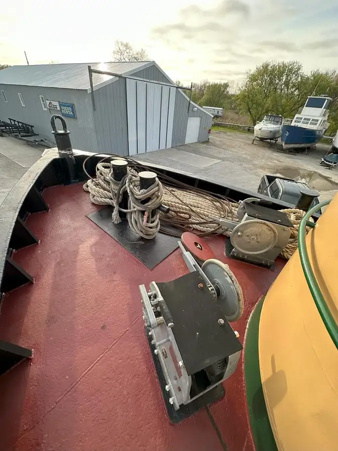 စက်လှေ ရောင်းရန်