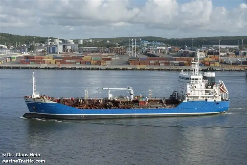 ရေနံတင်သင်္ဘော၊ Chemical tanker ရောင်းရန်