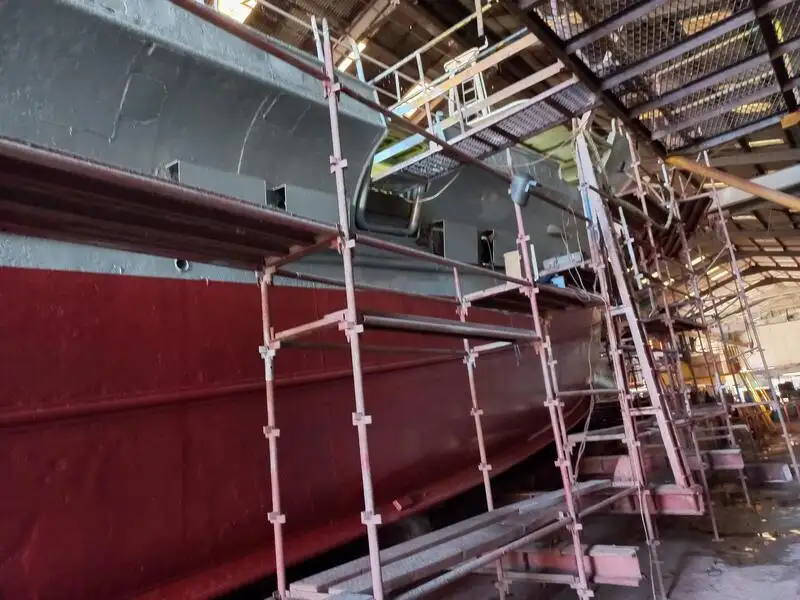 ရှည်လျားသောရေယာဉ် ရောင်းရန်