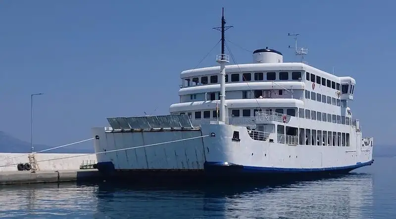 RoPax သင်္ဘော ရောင်းရန်