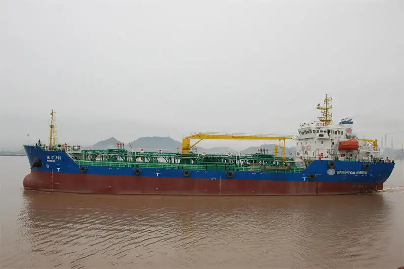ရေနံတင်သင်္ဘော၊ Chemical tanker ရောင်းရန်