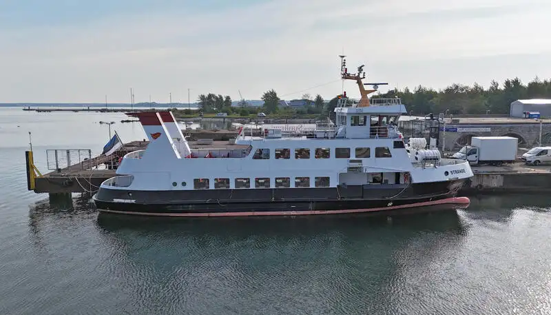 မော်တော်ရေယာဉ် ရောင်းရန်