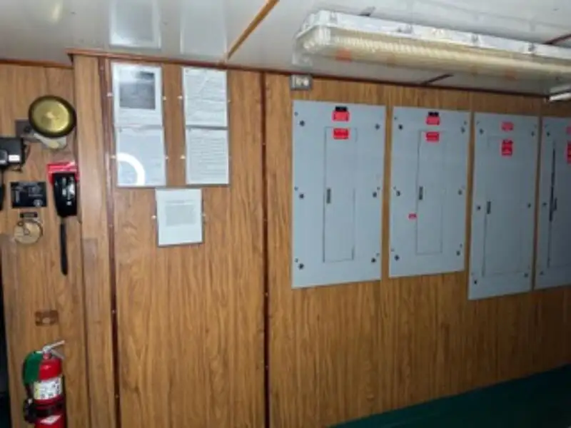 စက်လှေ ရောင်းရန်