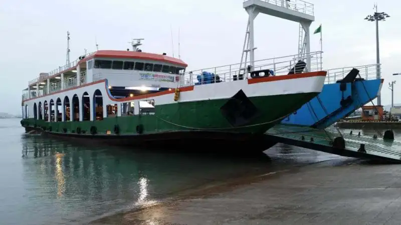 RORO သင်္ဘော ရောင်းရန်