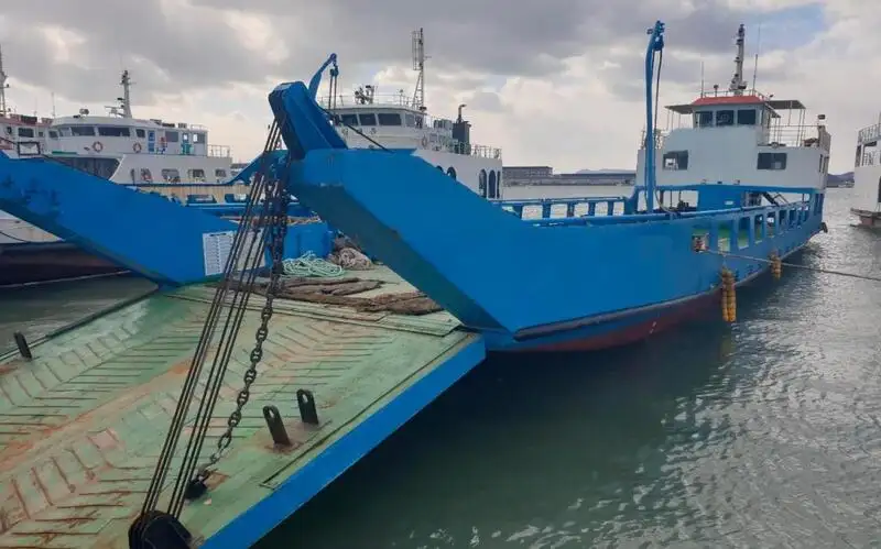 ကမ်းတက်ယာဉ်၊ တင့်ကား ရောင်းရန်