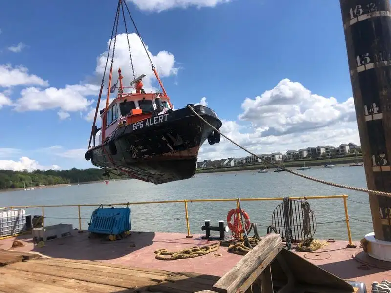 မြေတိုင်းရေယာဉ် ရောင်းရန်