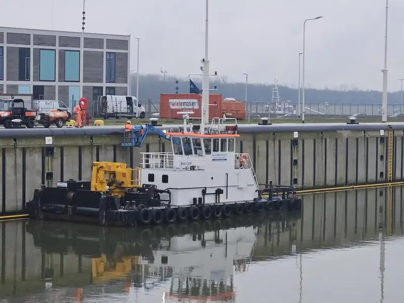 ဘက်စုံသုံး ရောင်းရန်