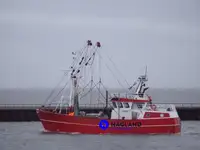 အလင်းတန်းငါးဖမ်းရေယာဉ် ရောင်းရန်