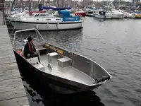 သင်္ဘော ရောင်းရန်