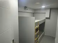 ဘက်စုံသုံး ရောင်းရန်