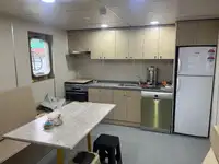 ဘက်စုံသုံး ရောင်းရန်