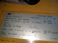 လှေတွေနဲ့ အလုပ်လုပ်တယ်။ ရောင်းရန်