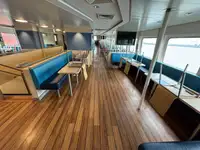 မော်တော်ရေယာဉ် ရောင်းရန်