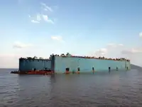 ရေပေါ်အထိုင် ရောင်းရန်