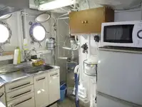 ဘက်စုံသုံး ရောင်းရန်