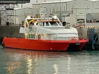 Catamaran ရောင်းရန်