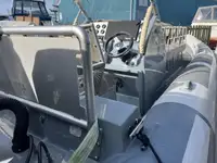 တောင့်တင်းသော ဖောင်းသောလှေ ရောင်းရန်