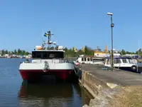 Catamaran ရောင်းရန်