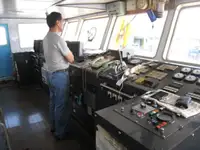 အစုလိုက် သယ်ဆောင်သည်။ ရောင်းရန်