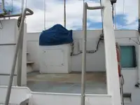Catamaran ရောင်းရန်