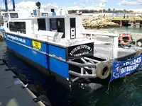 Catamaran ရောင်းရန်