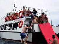 ငုပ်ထောက် ရောင်းရန်