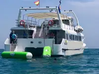 ကူးတို့သင်္ဘော ရောင်းရန်