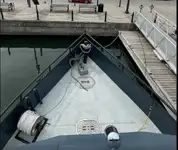 အသက်ကယ်လှေ ရောင်းရန်