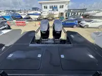 တောင့်တင်းသော ဖောင်းသောလှေ ရောင်းရန်