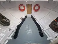 လေယာဉ်မောင်းလှေ ရောင်းရန်