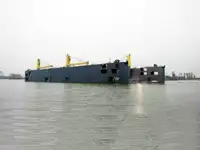 ရေပေါ်အထိုင် ရောင်းရန်